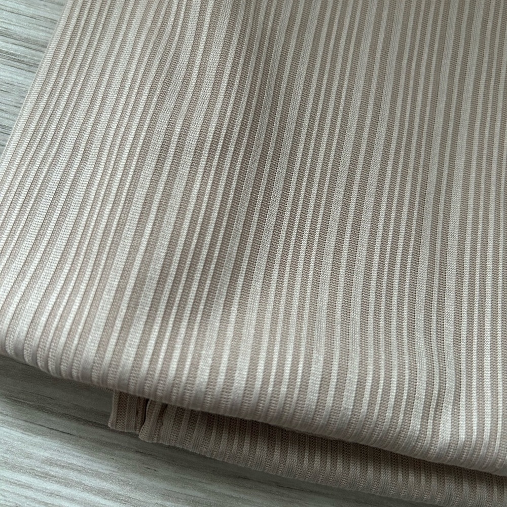 High-Quality Ribbed Jersey Scarf - Picture 2 of 2